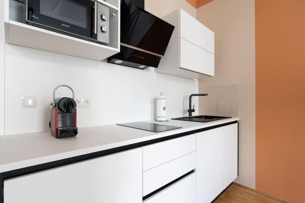 Artful 1Br Suite, City Nearby By Hm ウィーン エクステリア 写真